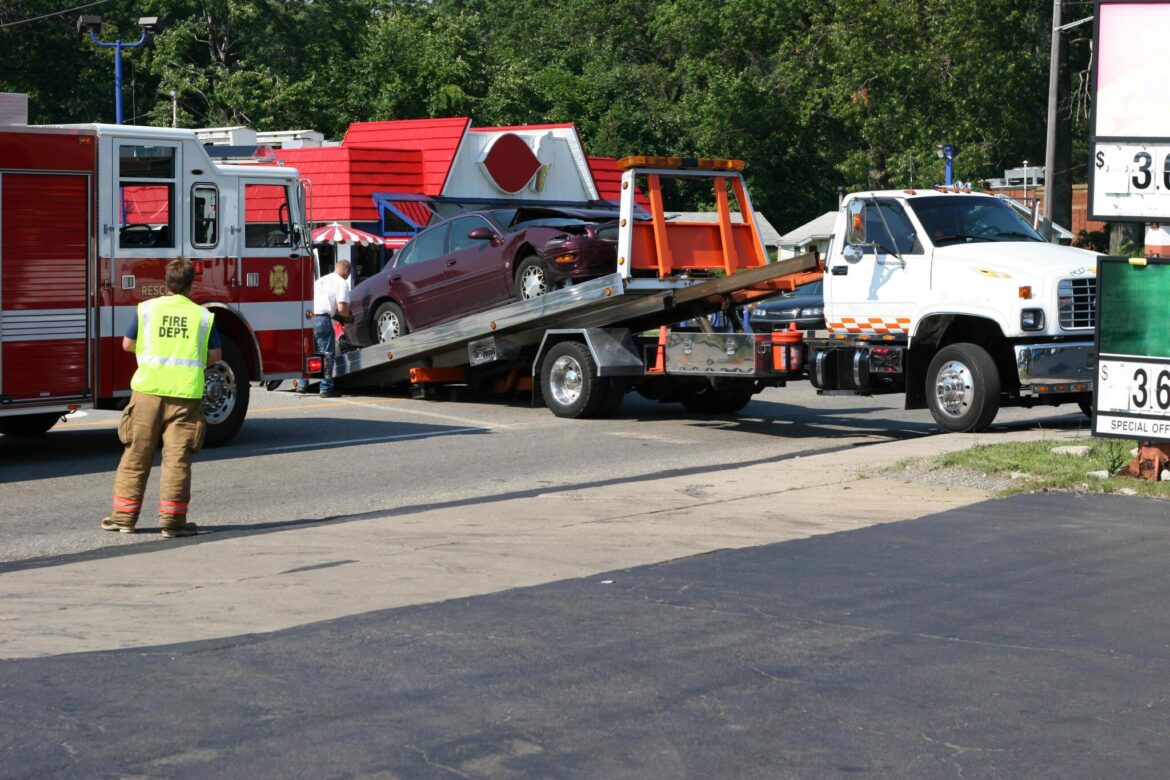 Stuck in Savannah? Conquering Car Troubles with the Best Towing Service Savannah GA Offers